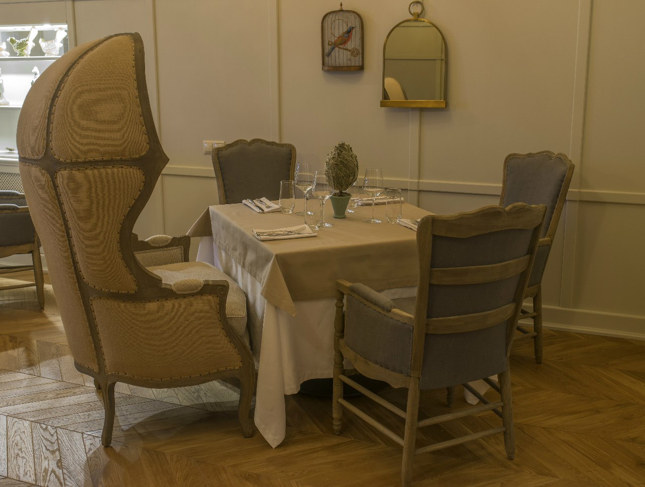 Rezerwacja stolika CedarHavenHome